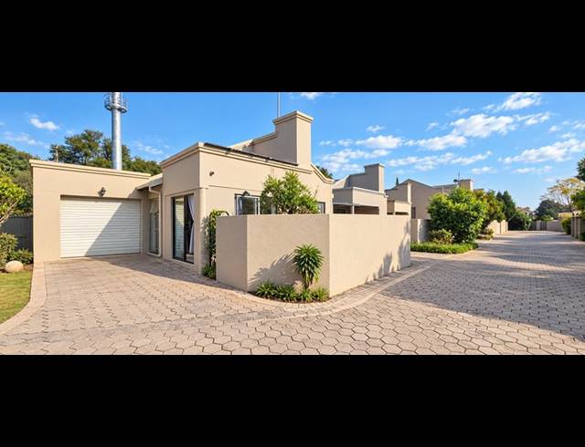 2 BEDROOM TOWNHOUSE FOR SALE IN WIERDA PARK